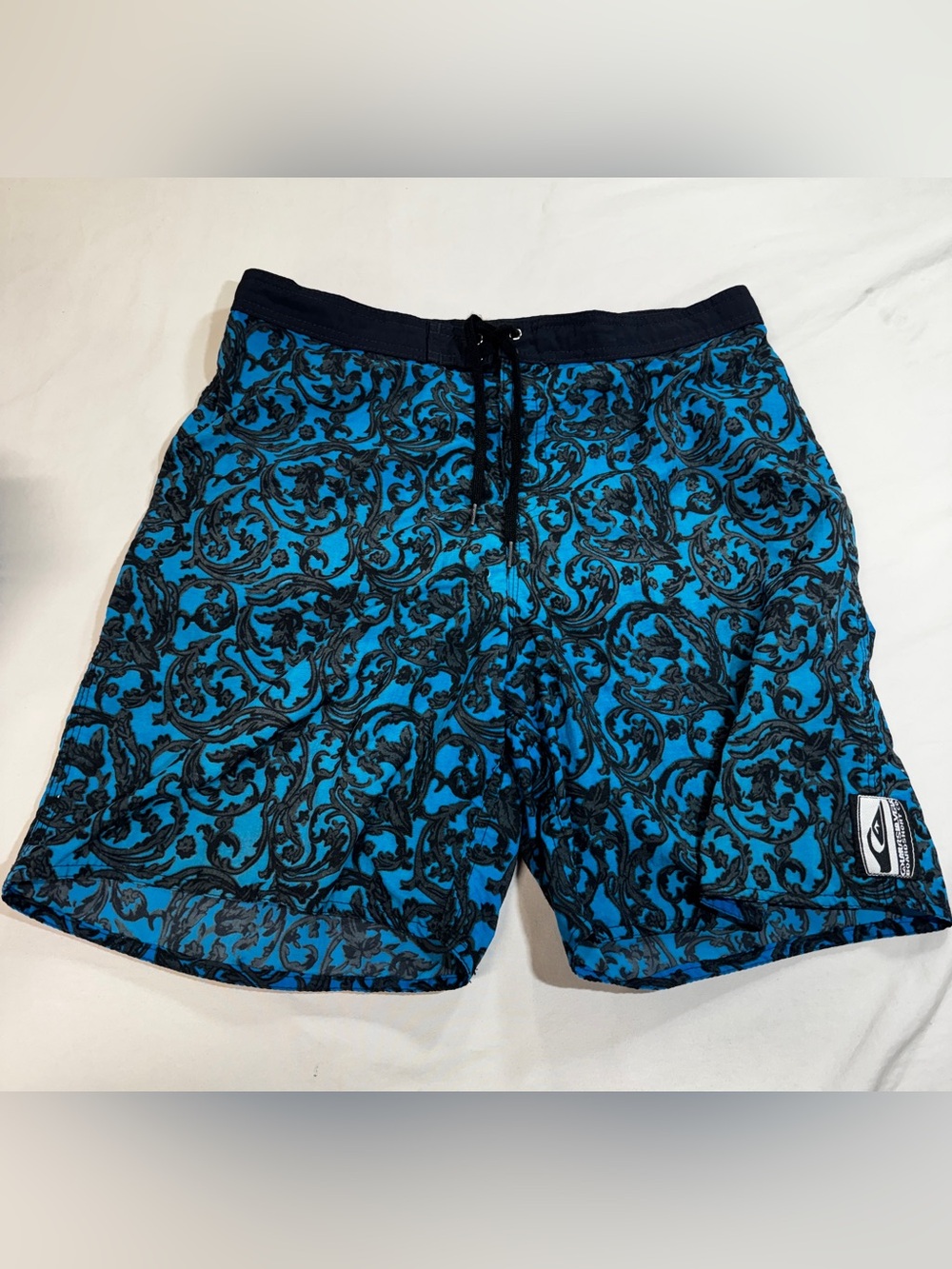 VTG Quiksilver Boardshorts Men 34 Blue Floral Baroque Surf Made in USA 1980s